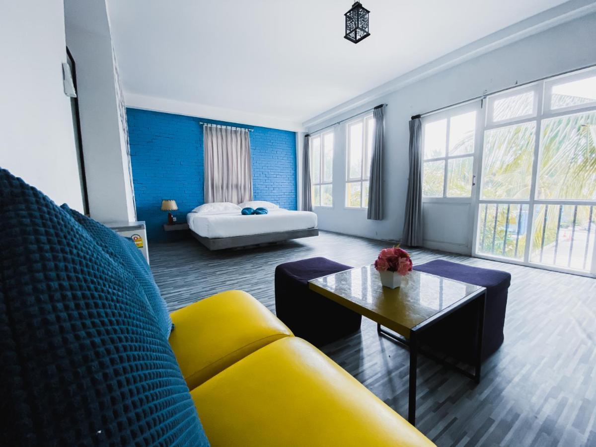 Chaamaran Boutique Hotel Cha-Am Exterior photo